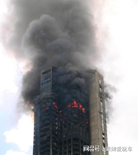 款小米、阿里注资京东出人意料pg模拟器试玩科技巨头纷纷捐(图11)